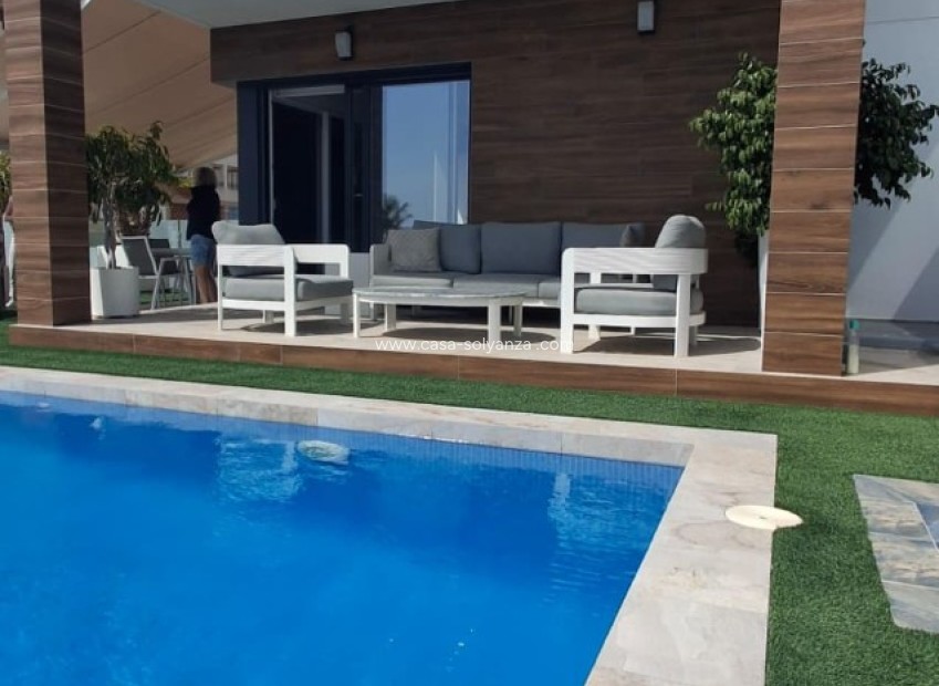 Resale - Villa - Orihuela - Entre Naranjos Vistabella Golf