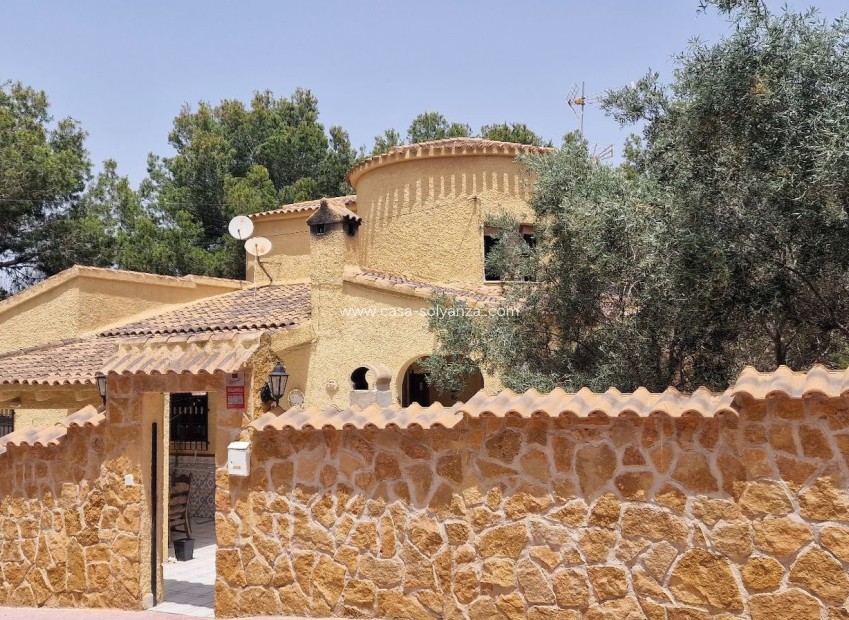 Resale - Villa - Orihuela - Inland