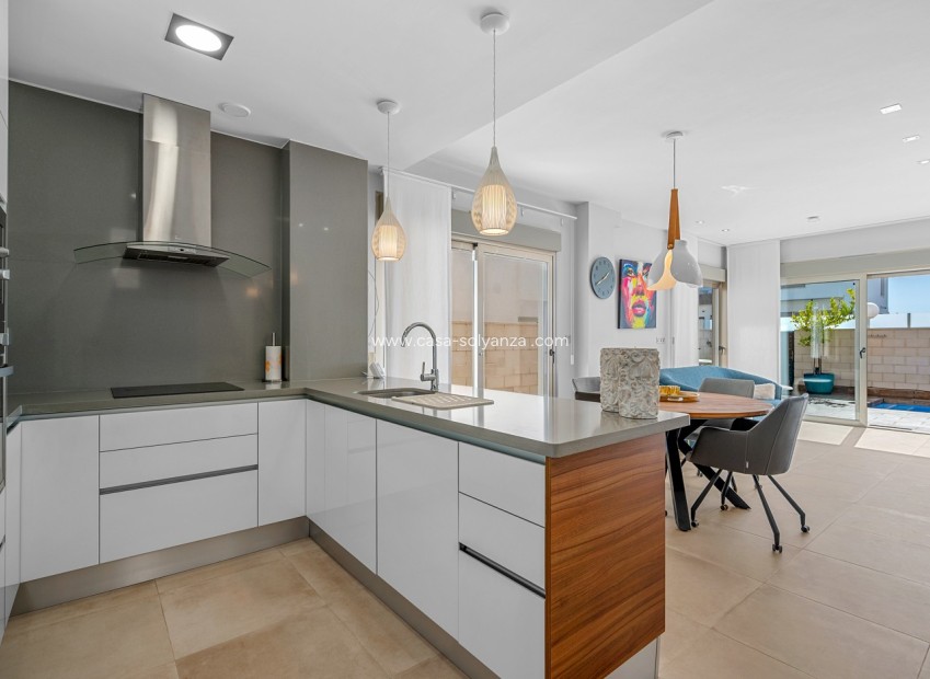 Resale - Villa - Orihuela - Inland