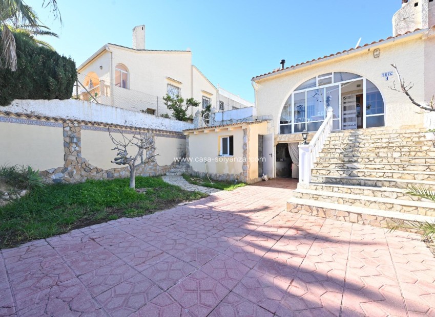 Resale - Villa - Orihuela - Inland