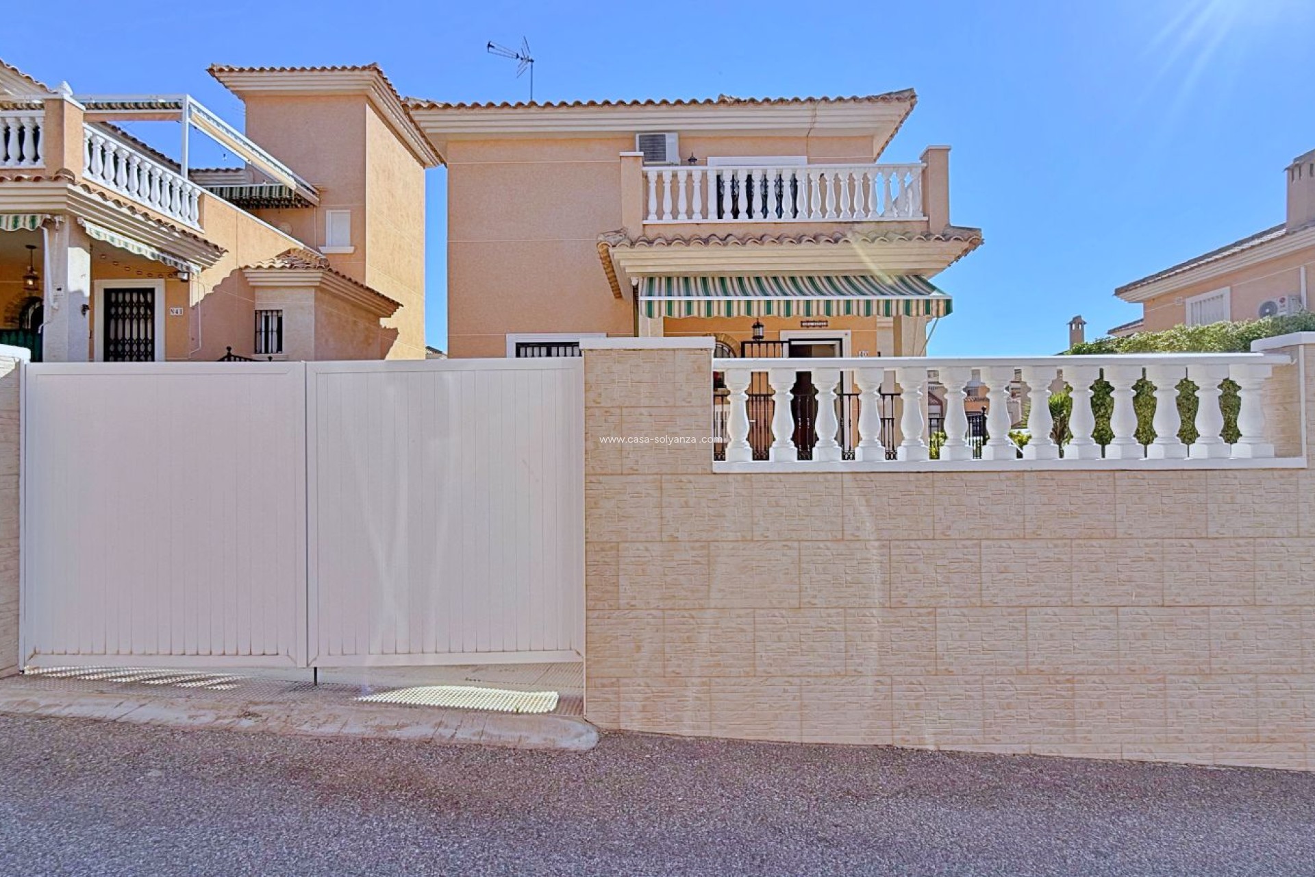 Resale - Villa - Orihuela - Inland