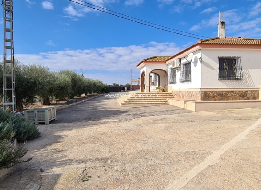 Resale - Villa - ORIHUELA - La Matanza