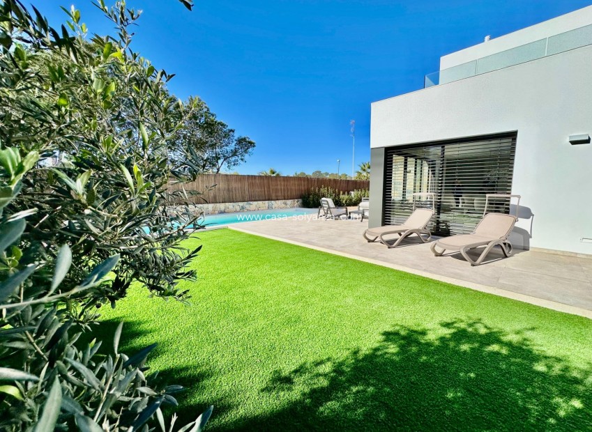 Resale - Villa - Orihuela - Las Colinas Golf Resort