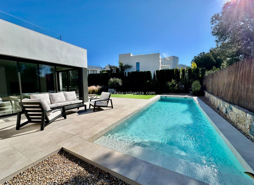 Resale - Villa - Orihuela - Las Colinas Golf Resort