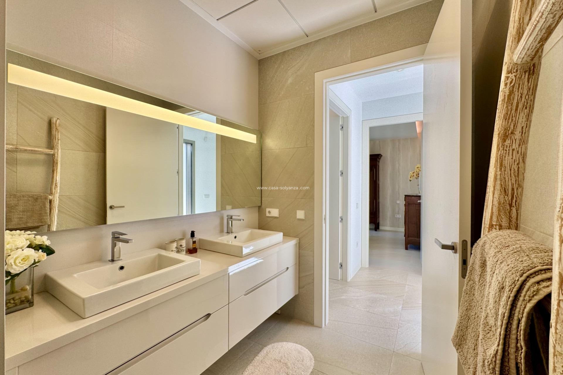 Resale - Villa - Orihuela - Las Colinas Golf Resort
