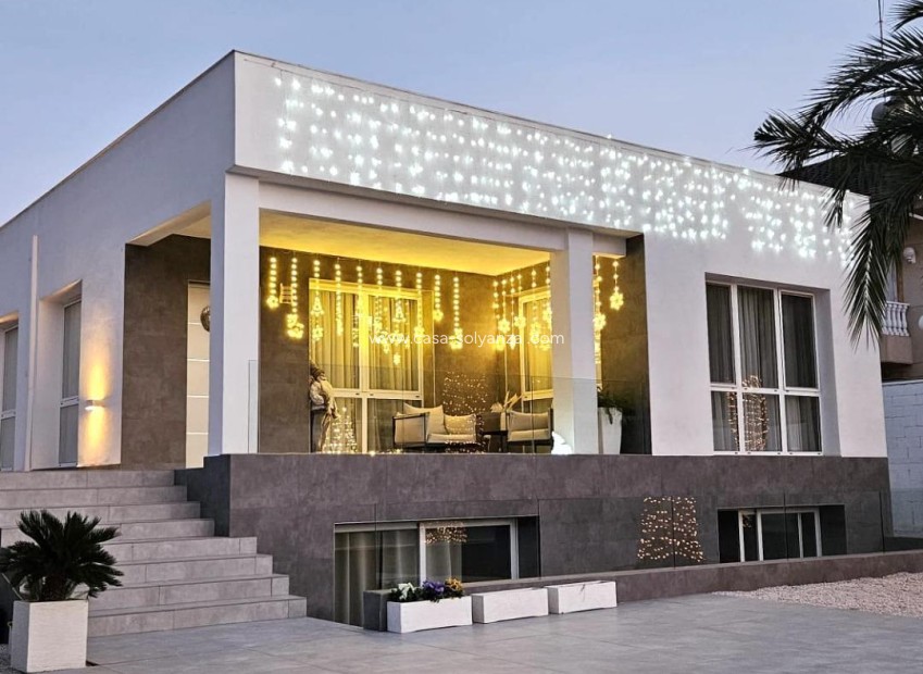 Resale - Villa - Orihuela - Montepinar-la Aparecida-raiguero
