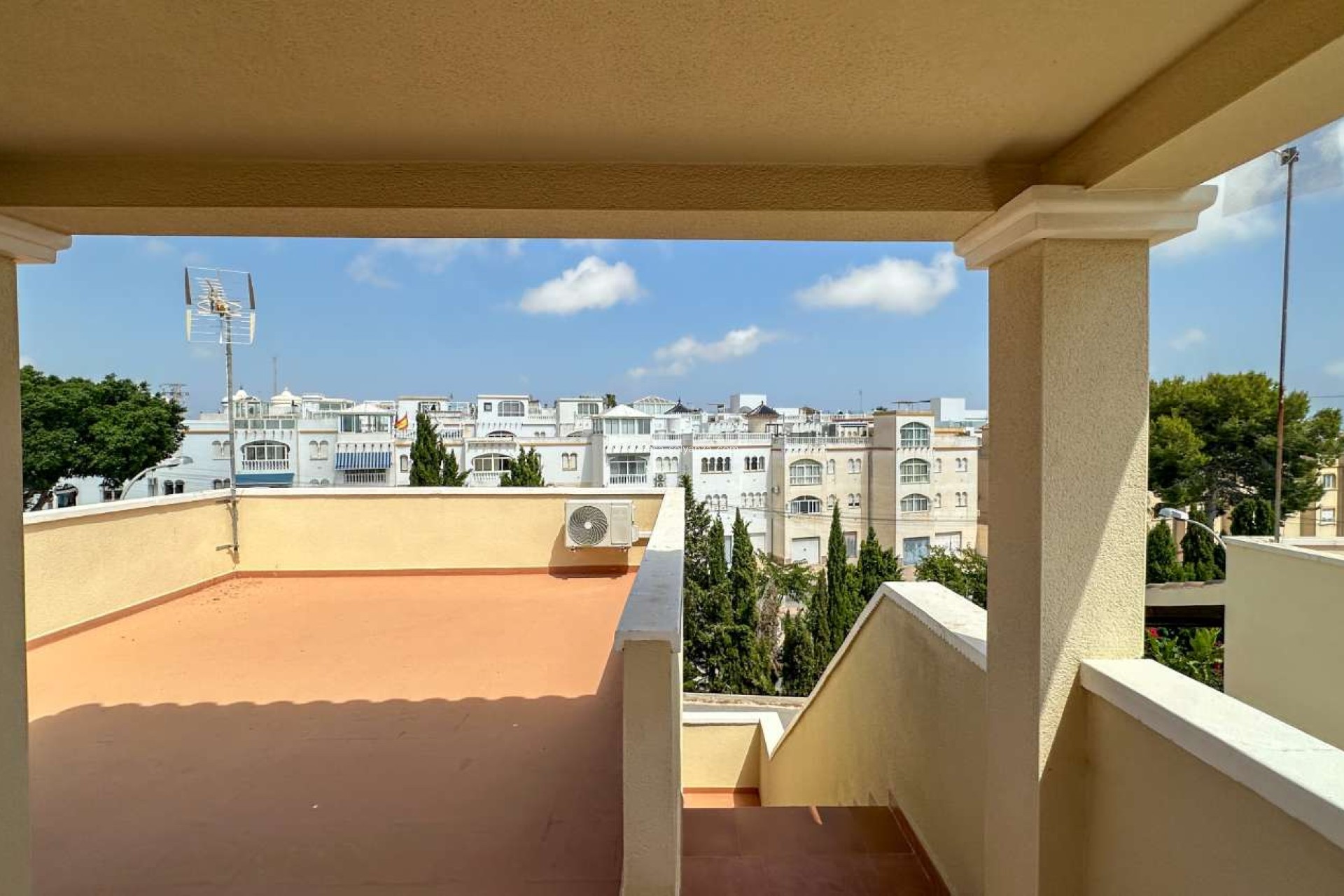 Resale - Villa - Orihuela - Orihuela Costa