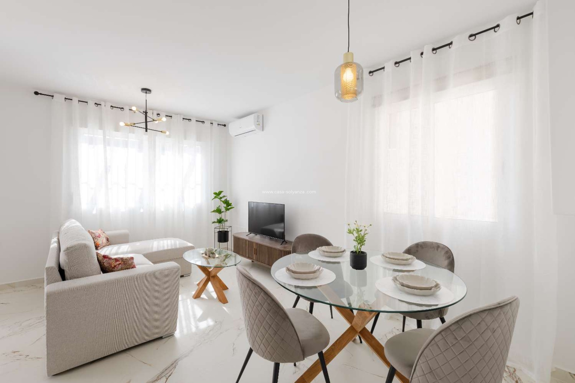 Resale - Villa - Orihuela - Orihuela Costa