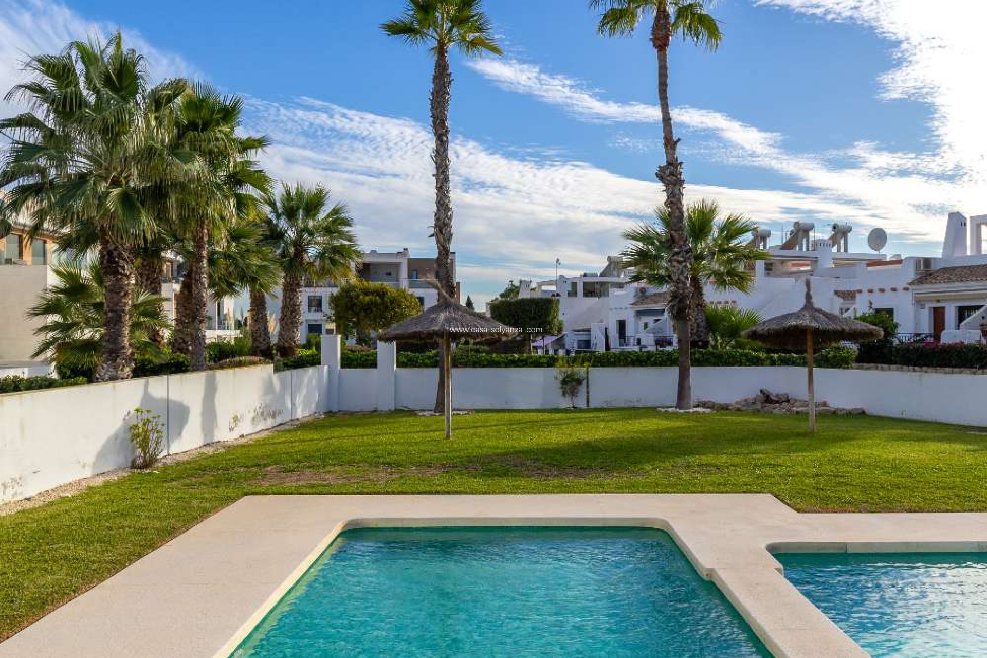 Resale - Villa - Orihuela - Orihuela Costa