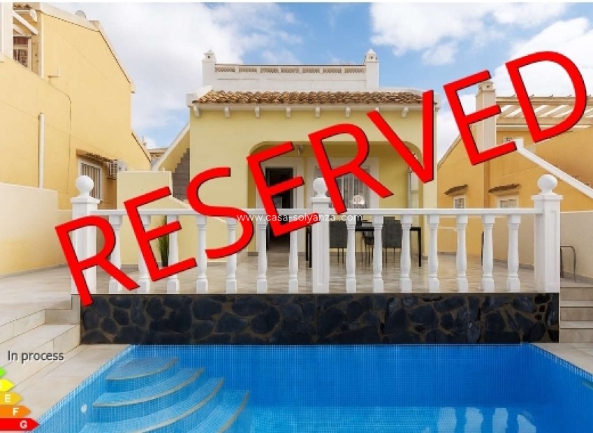 Resale - Villa - Orihuela - Orihuela Costa