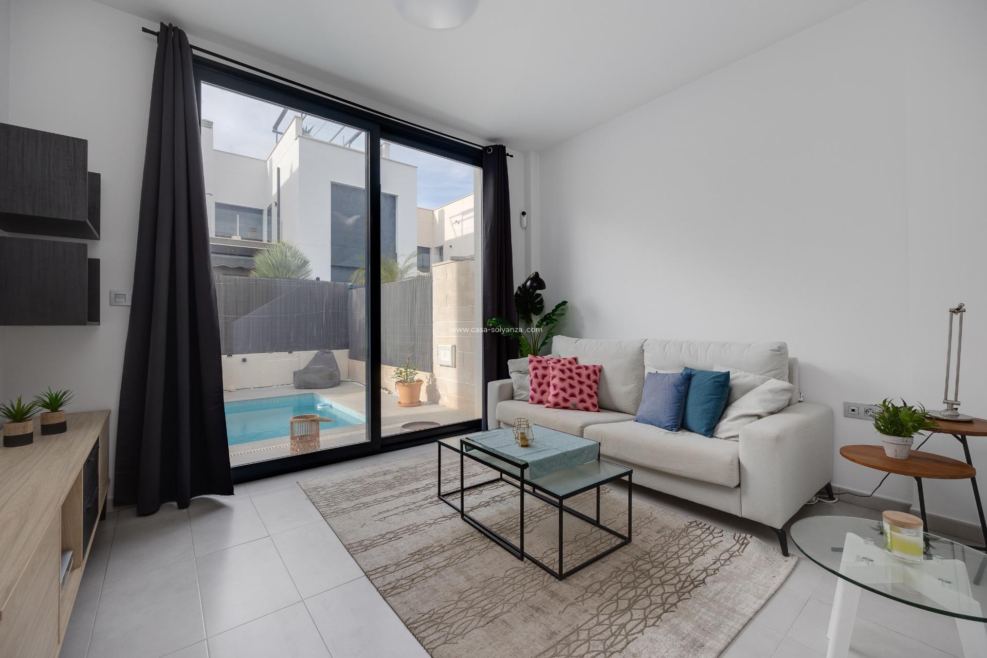 Resale - Villa - Orihuela - Orihuela Costa