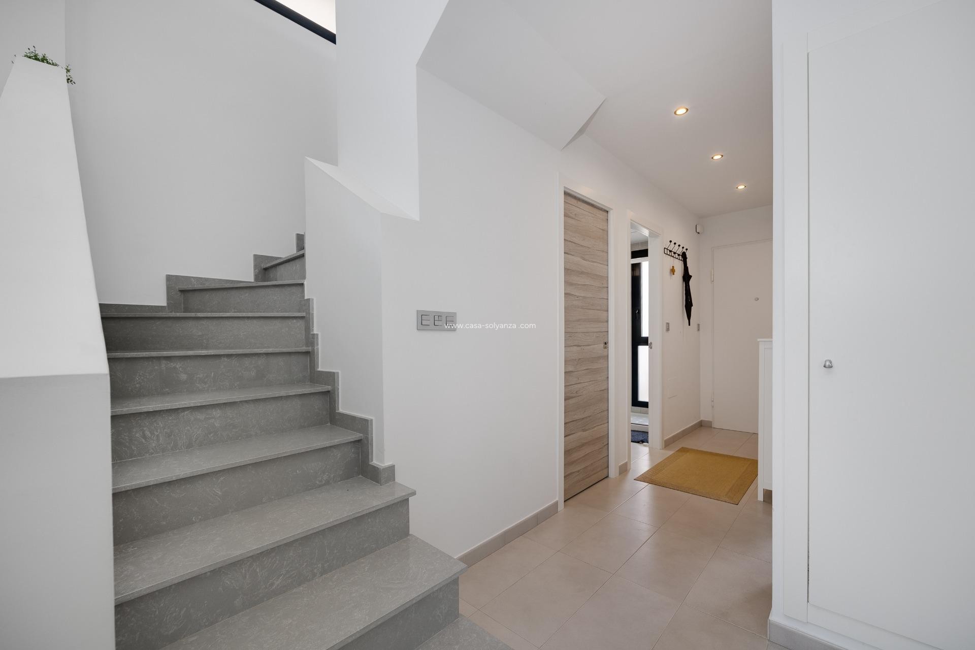 Resale - Villa - Orihuela - Orihuela Costa