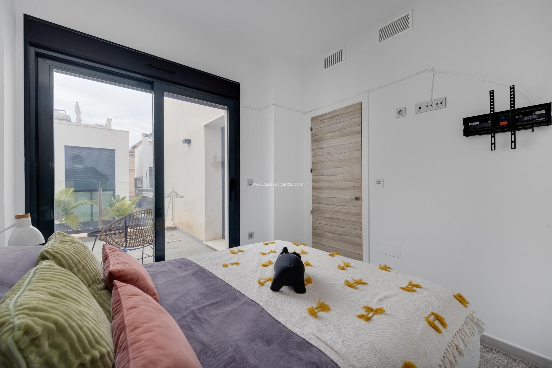 Resale - Villa - Orihuela - Orihuela Costa