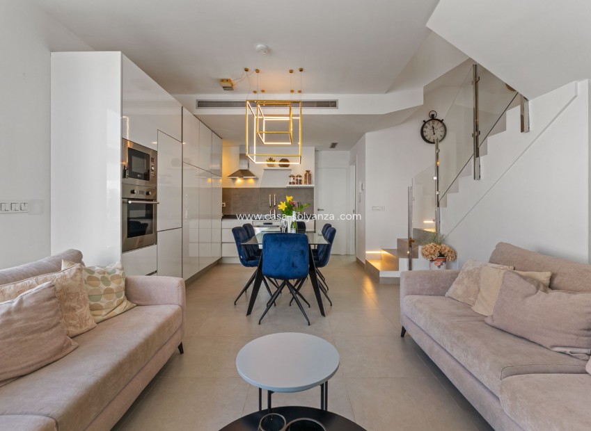 Resale - Villa - Orihuela - Villamartin