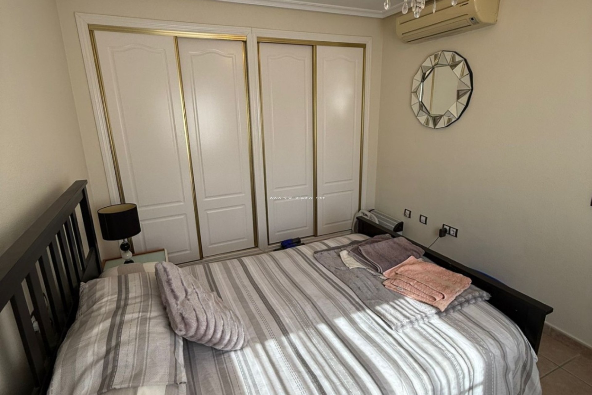 Resale - Villa - Orihuela - Villamartin