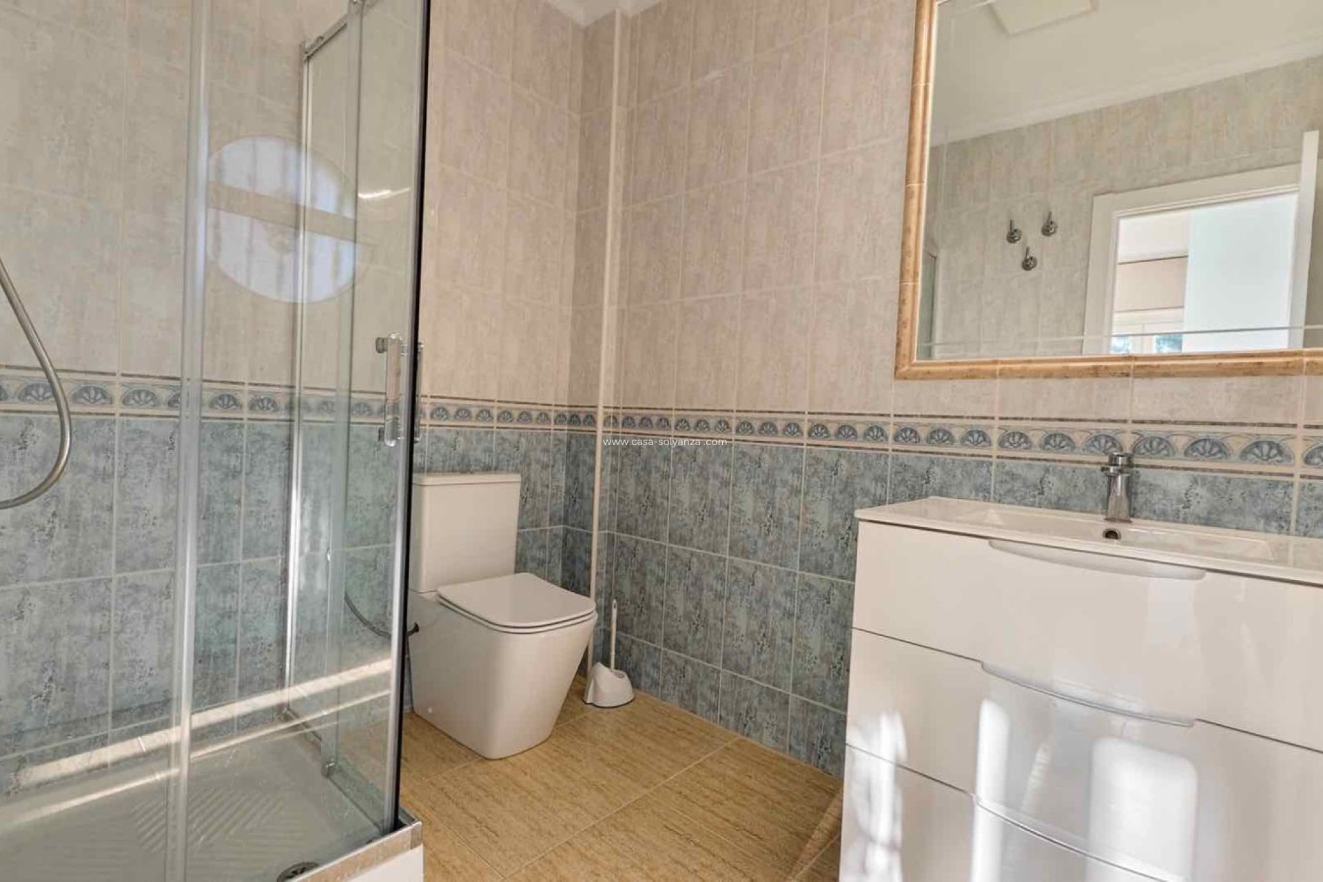 Resale - Villa - Orihuela - Villamartin