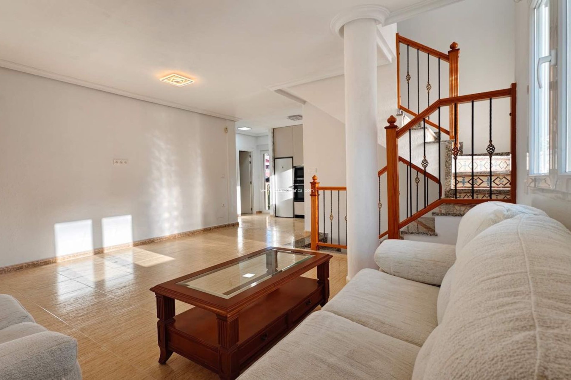 Resale - Villa - Orihuela - Villamartin