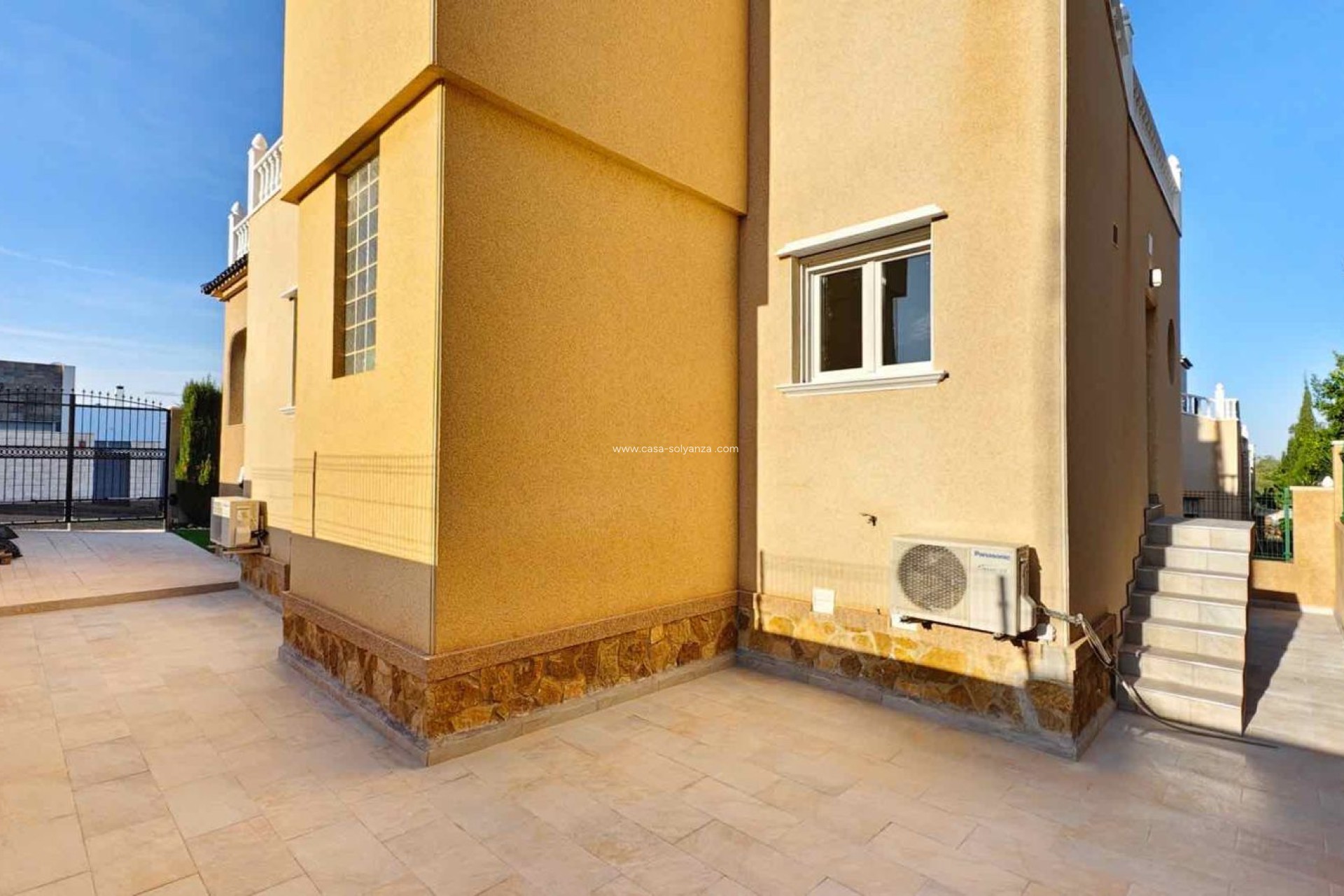 Resale - Villa - Orihuela - Villamartin
