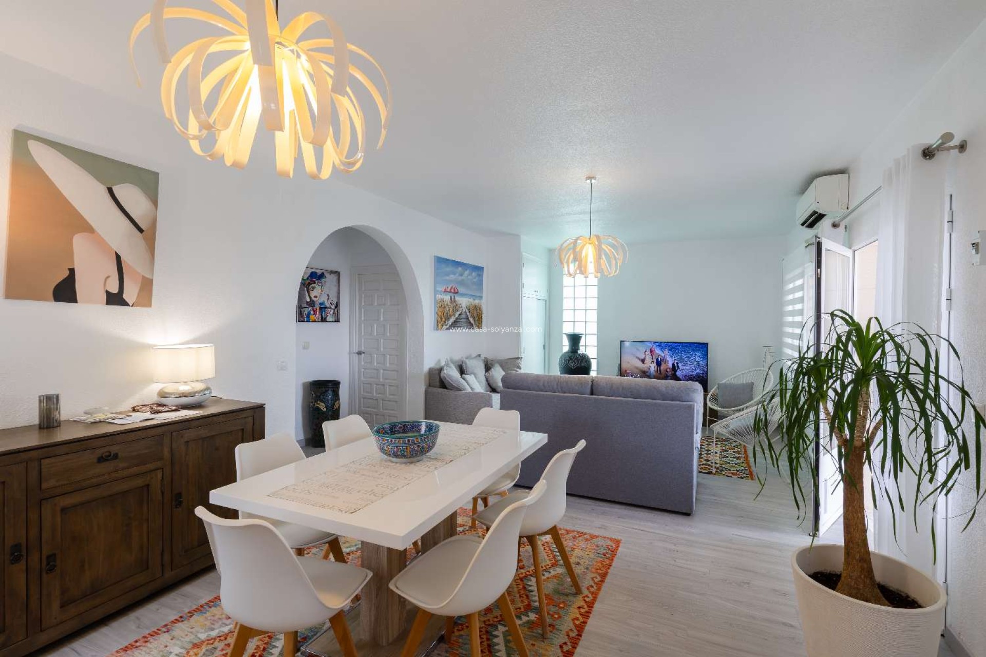 Resale - Villa - Orihuela