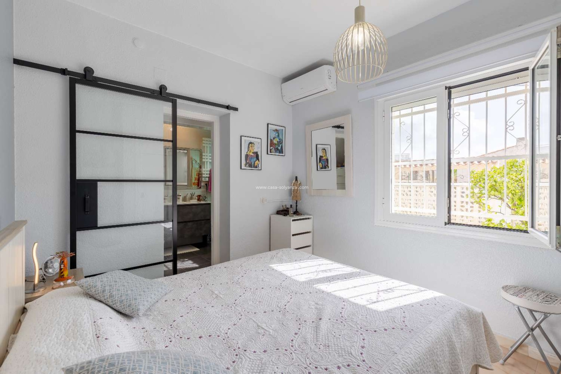 Resale - Villa - Orihuela