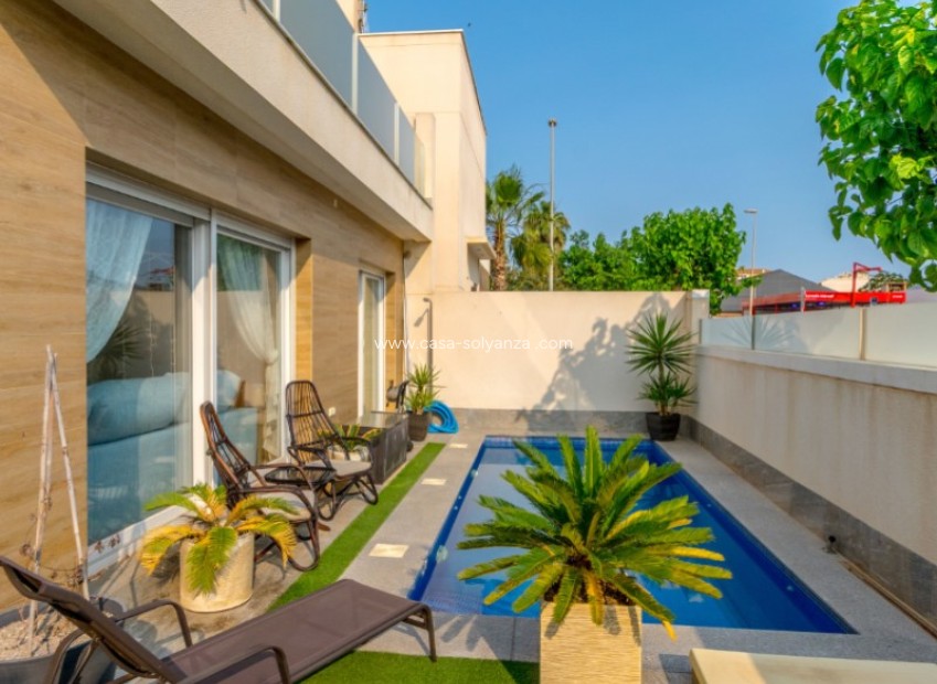 Resale - Villa - Pilar de la Horadada - Costa Blanca