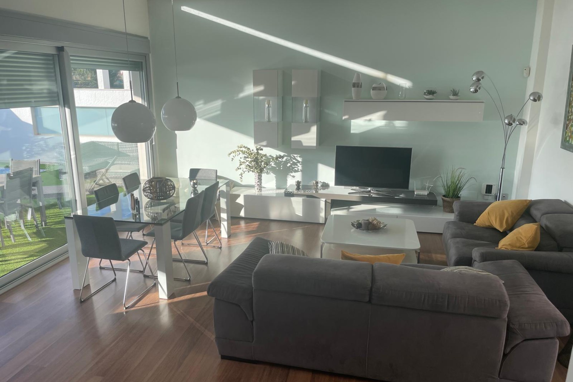 Resale - Villa - Pilar de la Horadada - Costa Blanca