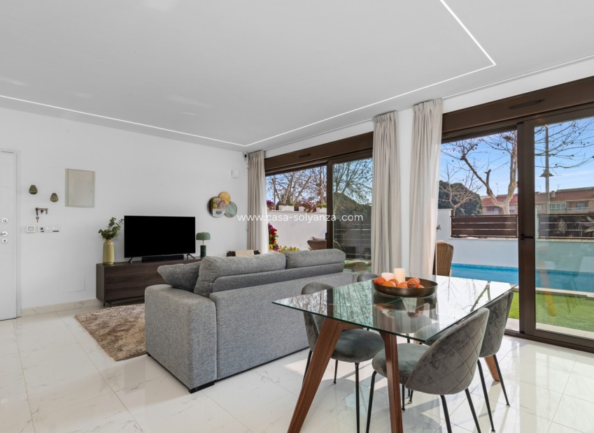 Resale - Villa - Pilar de la Horadada - Costa Blanca