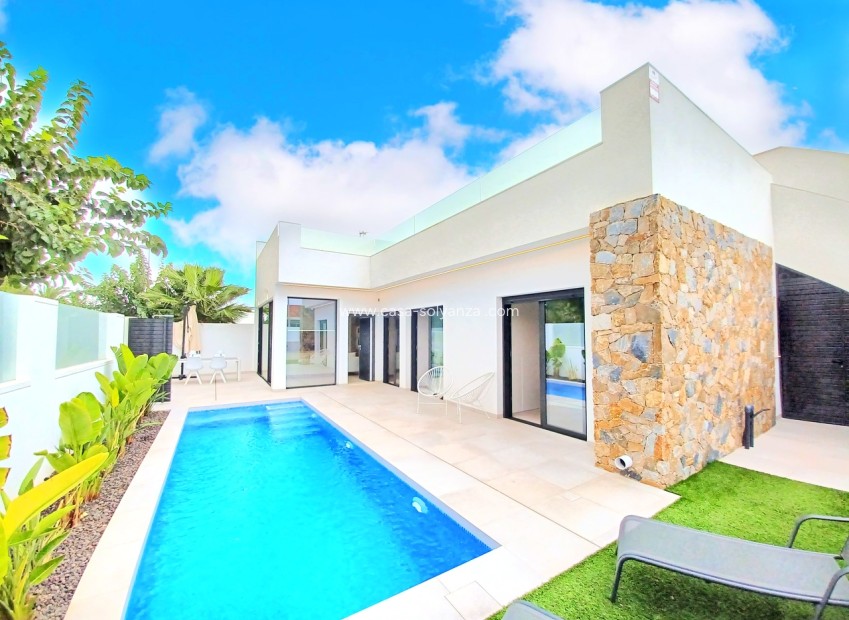 Resale - Villa - Pilar de la Horadada - Costa Blanca