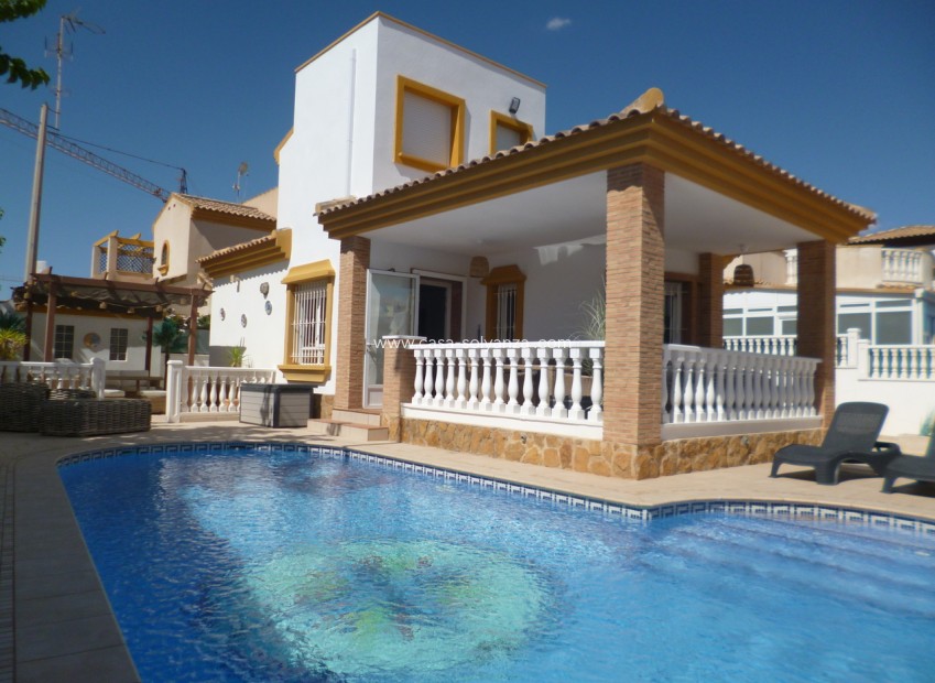 Resale - Villa - Pilar de la Horadada - Costa Blanca