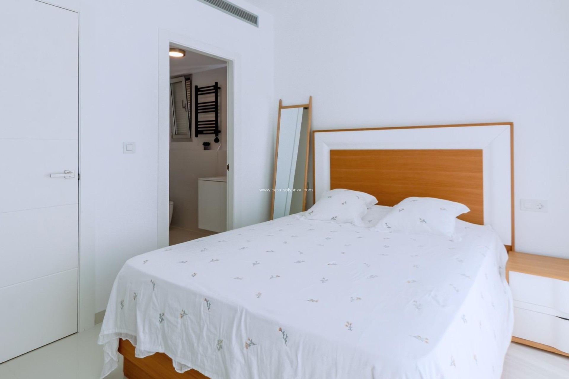 Resale - Villa - Pilar de la Horadada - Pueblo Latino