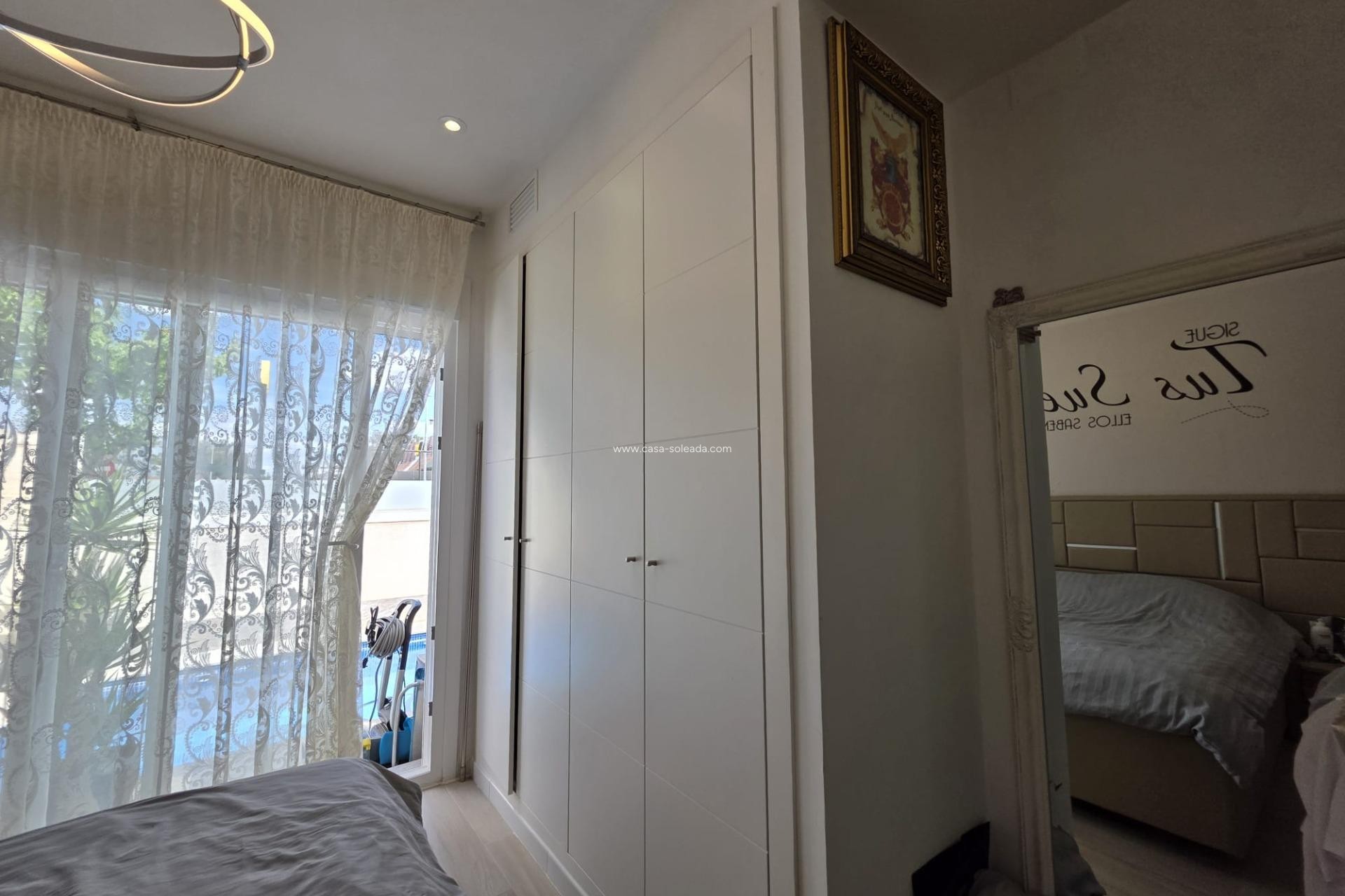 Resale - Villa - Pilar de la Horadada - Zona Pueblo