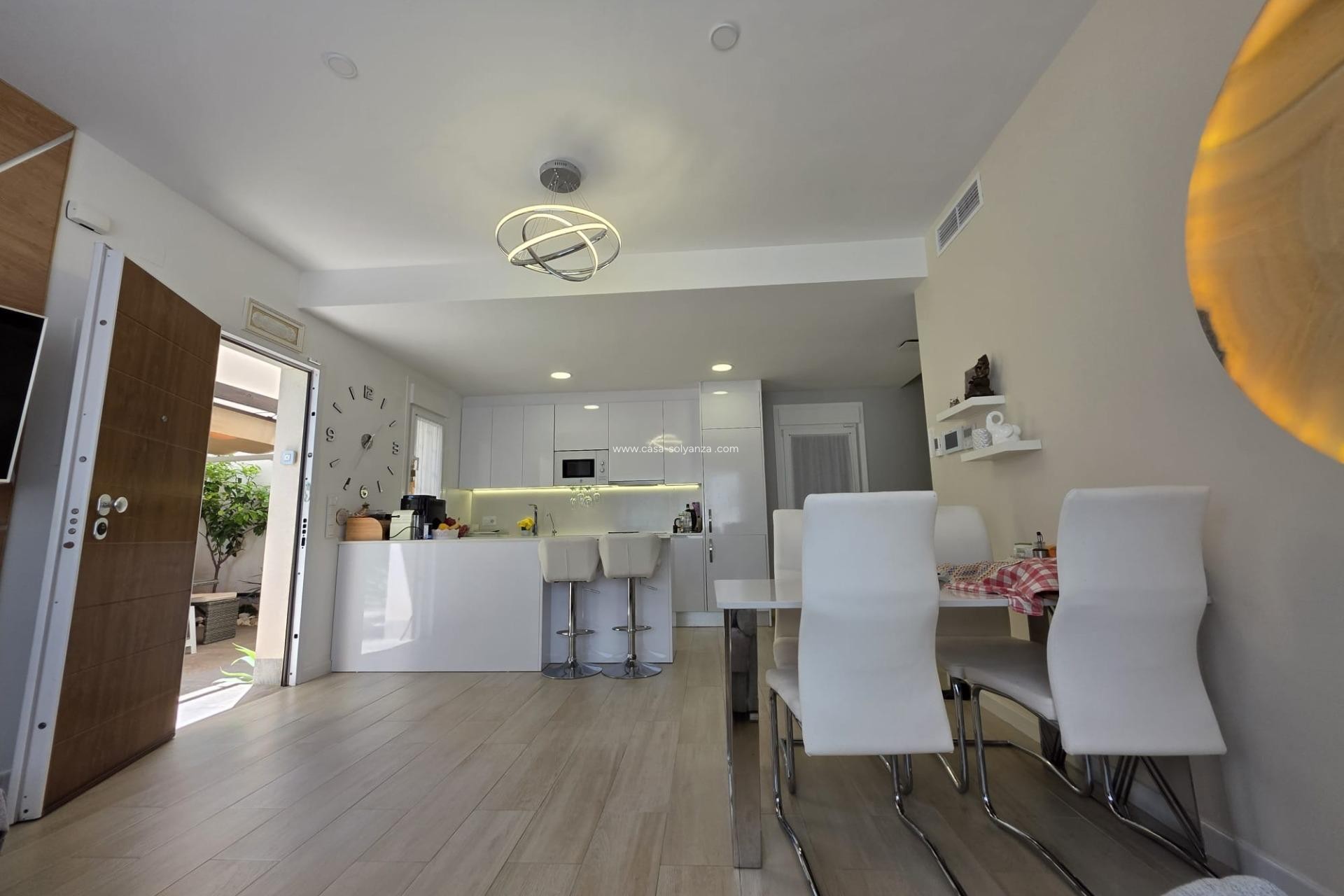 Resale - Villa - Pilar de la Horadada - Zona Pueblo