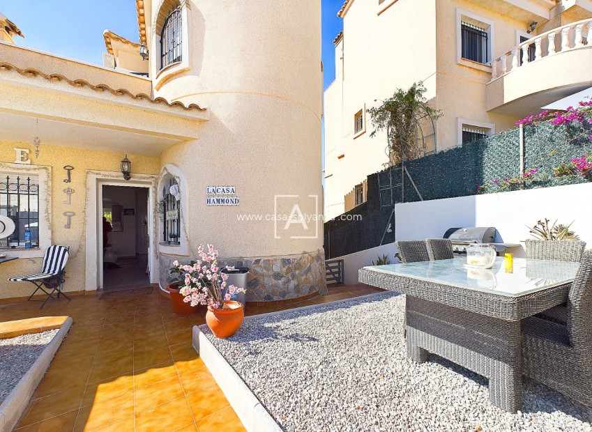 Resale - Villa - Pinar de Campoverde