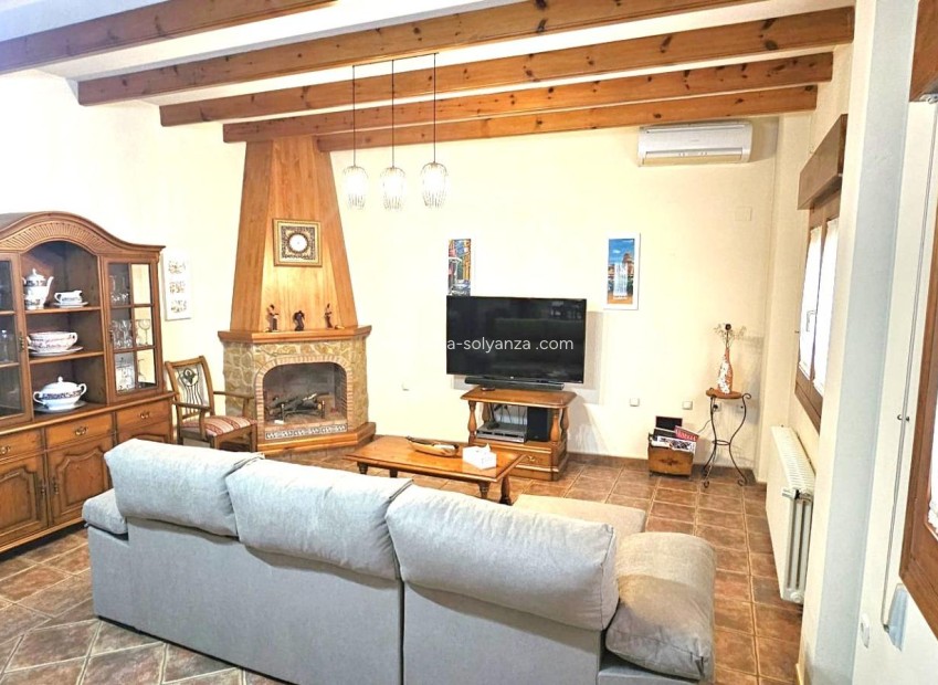 Resale - Villa - Pinoso - Center