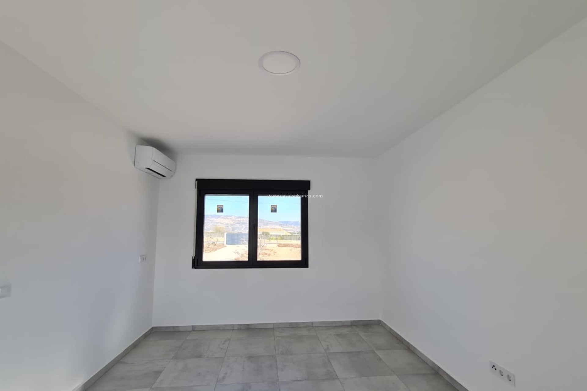 Resale - Villa - Pinoso - Inland