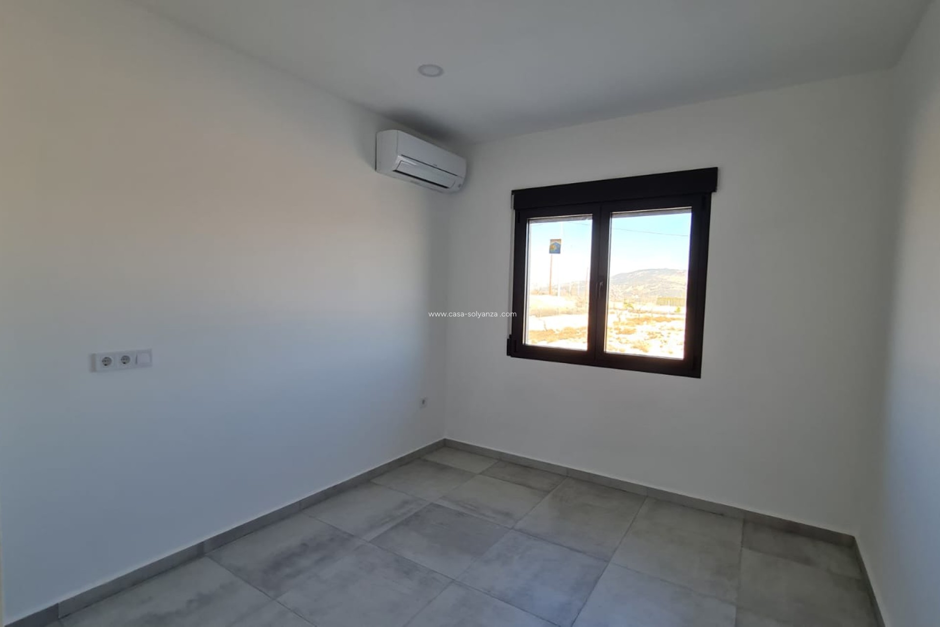 Resale - Villa - Pinoso - Inland