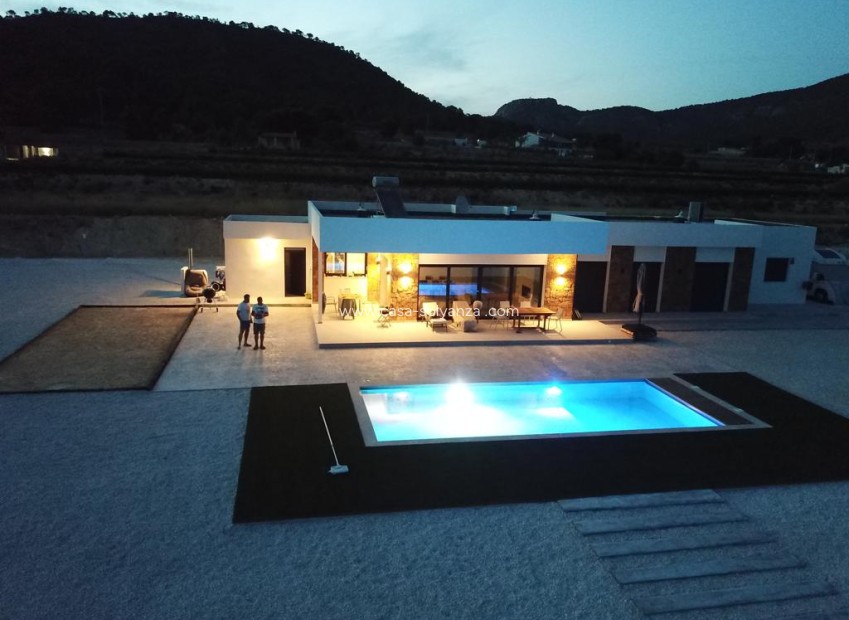 Resale - Villa - Pinoso - Inland