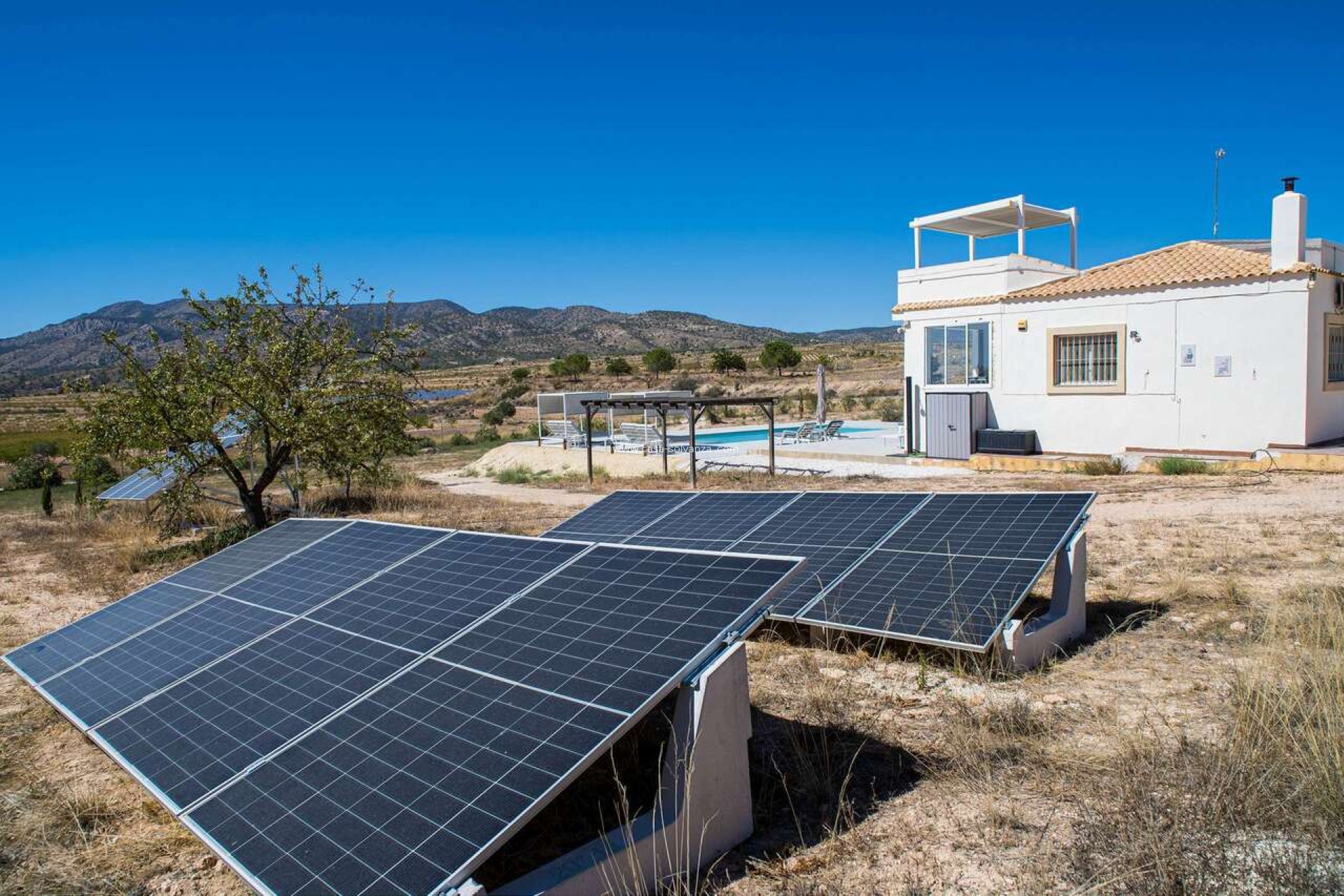 Resale - Villa - Pinoso - Inland