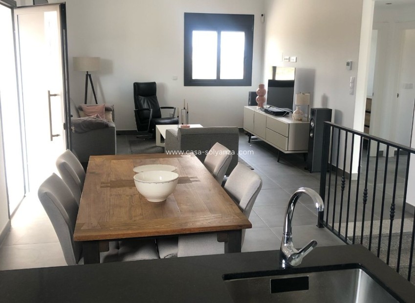 Resale - Villa - Pinoso - Inland