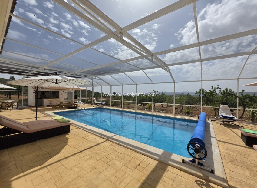 Resale - Villa - Pinoso - Inland