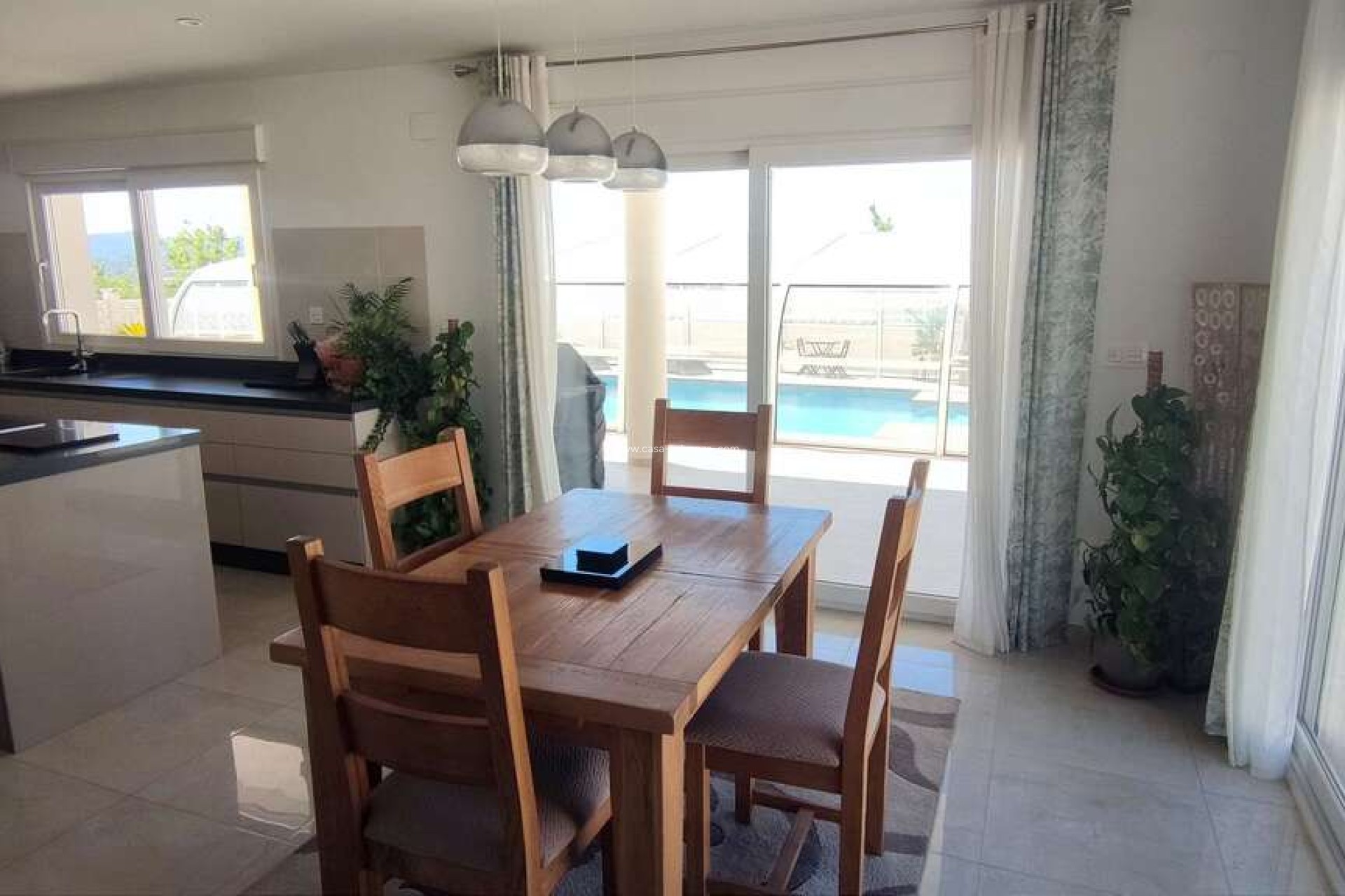 Resale - Villa - Pinoso - Inland