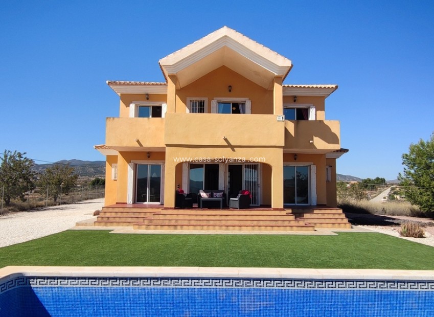 Resale - Villa - Pinoso