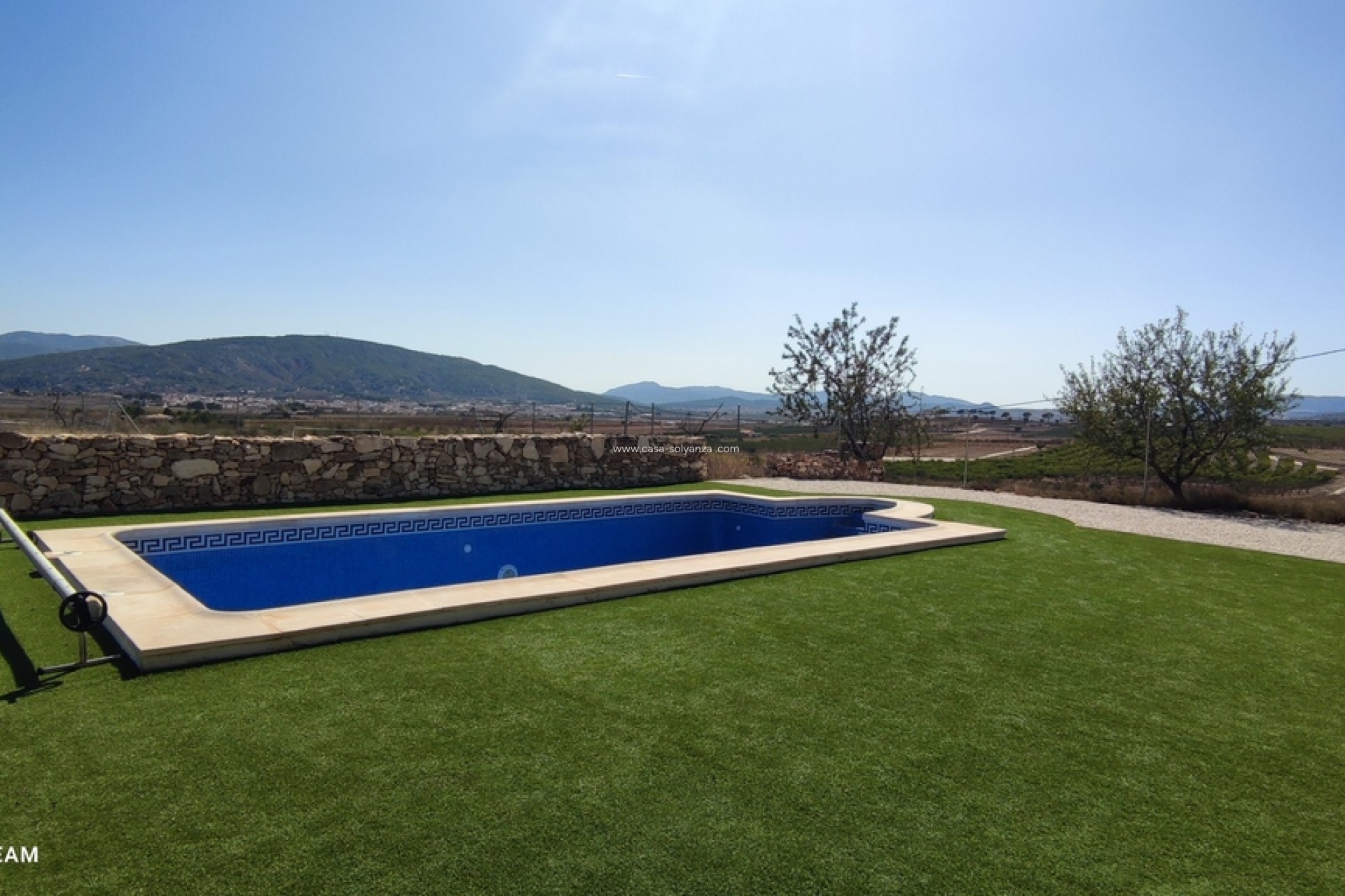 Resale - Villa - Pinoso