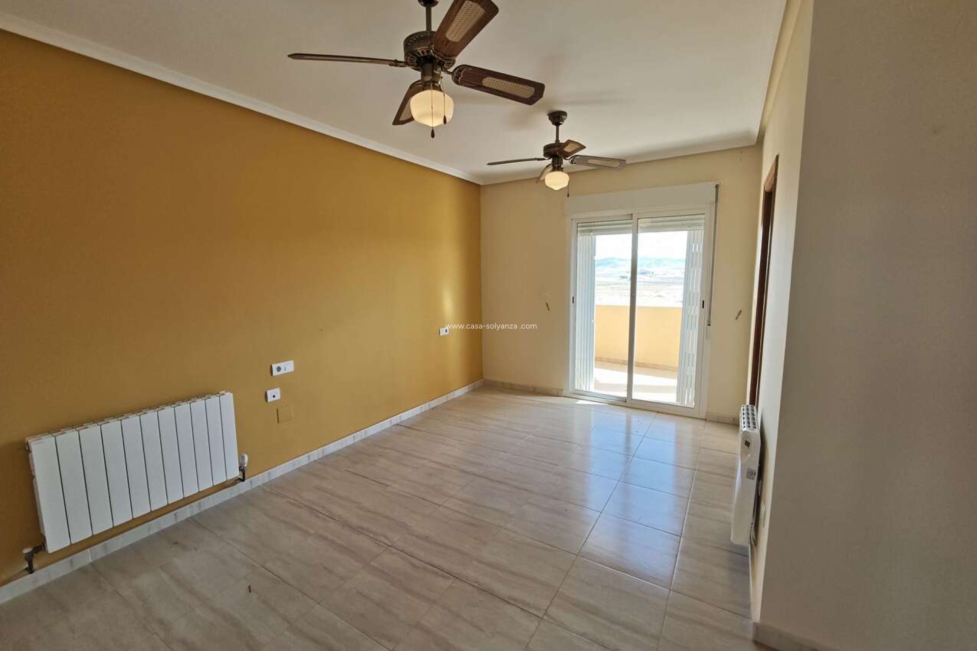 Resale - Villa - Pinoso