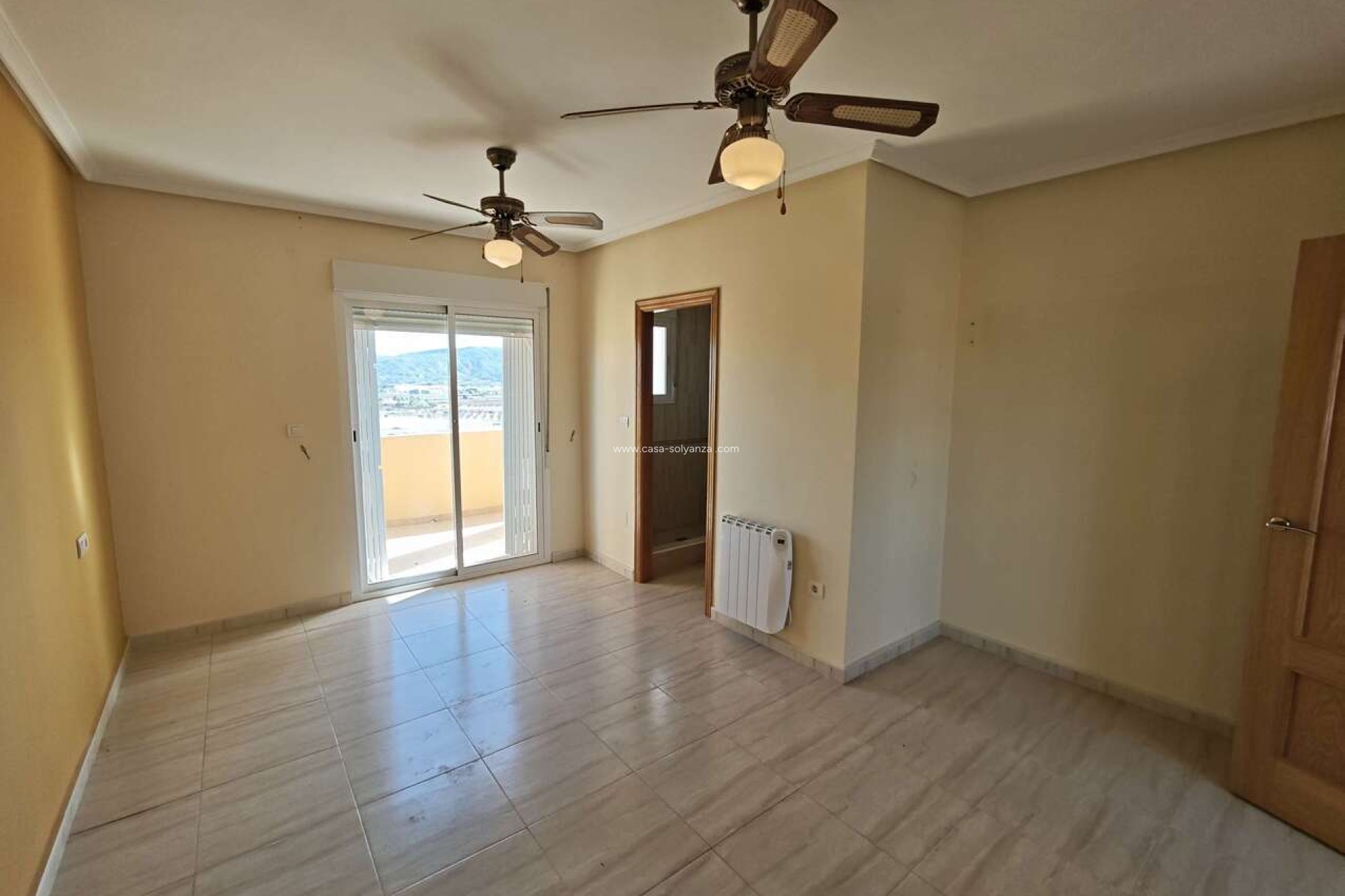 Resale - Villa - Pinoso