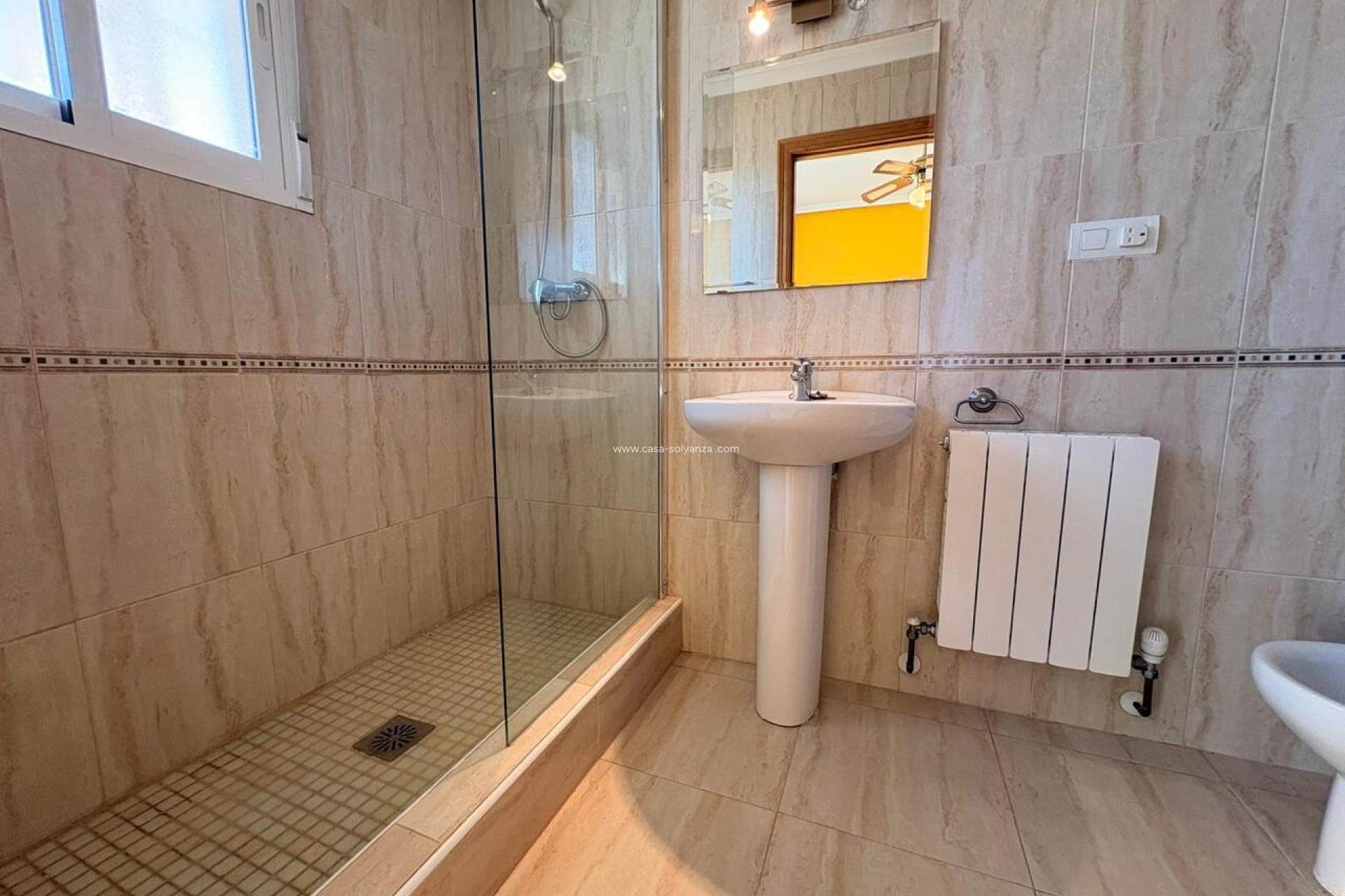 Resale - Villa - Pinoso