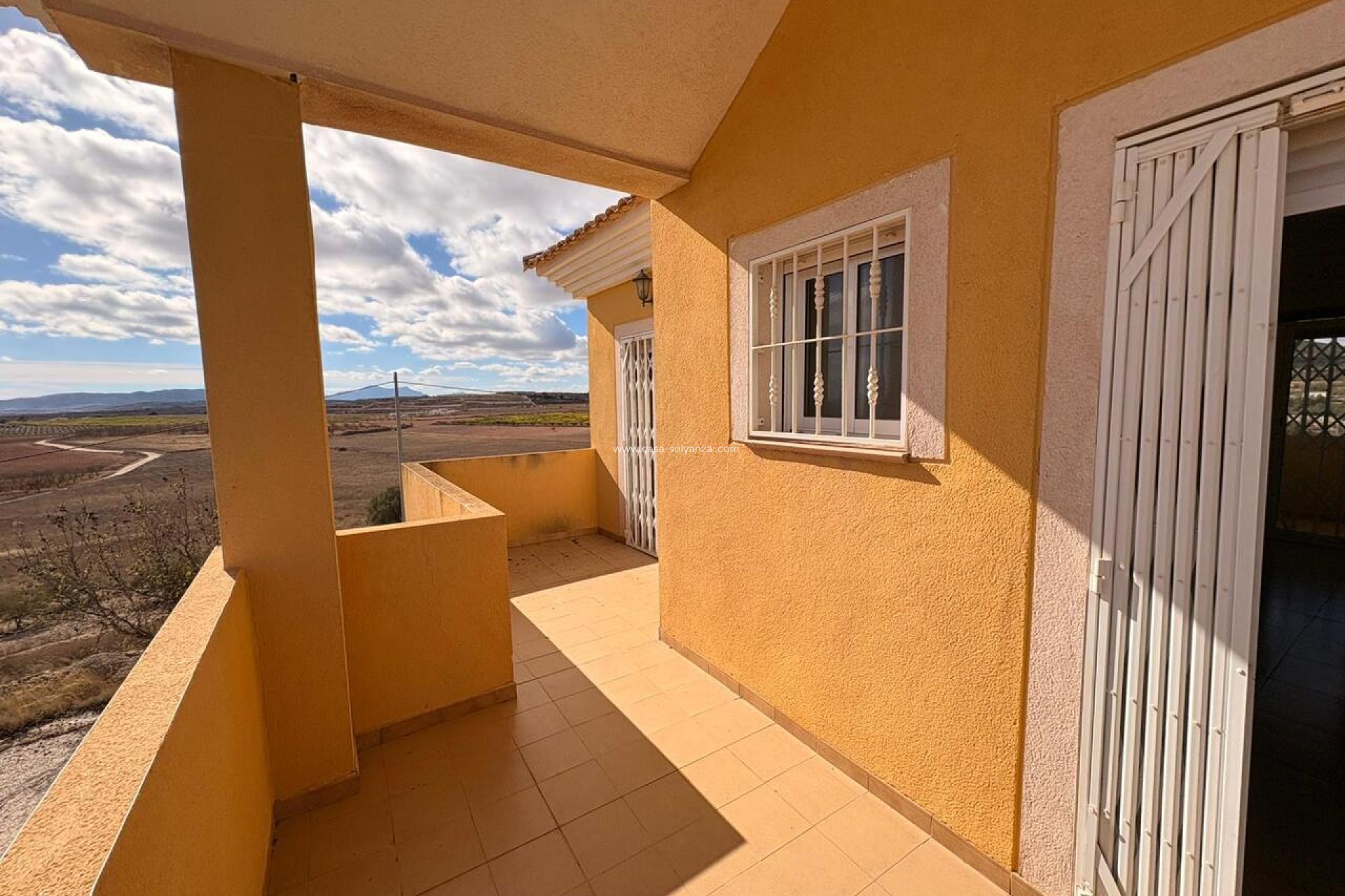 Resale - Villa - Pinoso