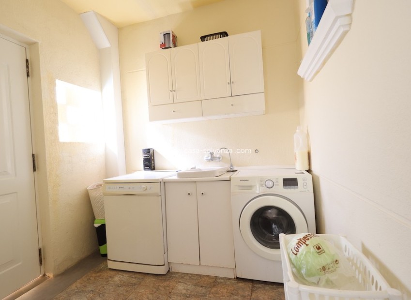 Resale - Villa - Playa Flamenca - Costa Blanca