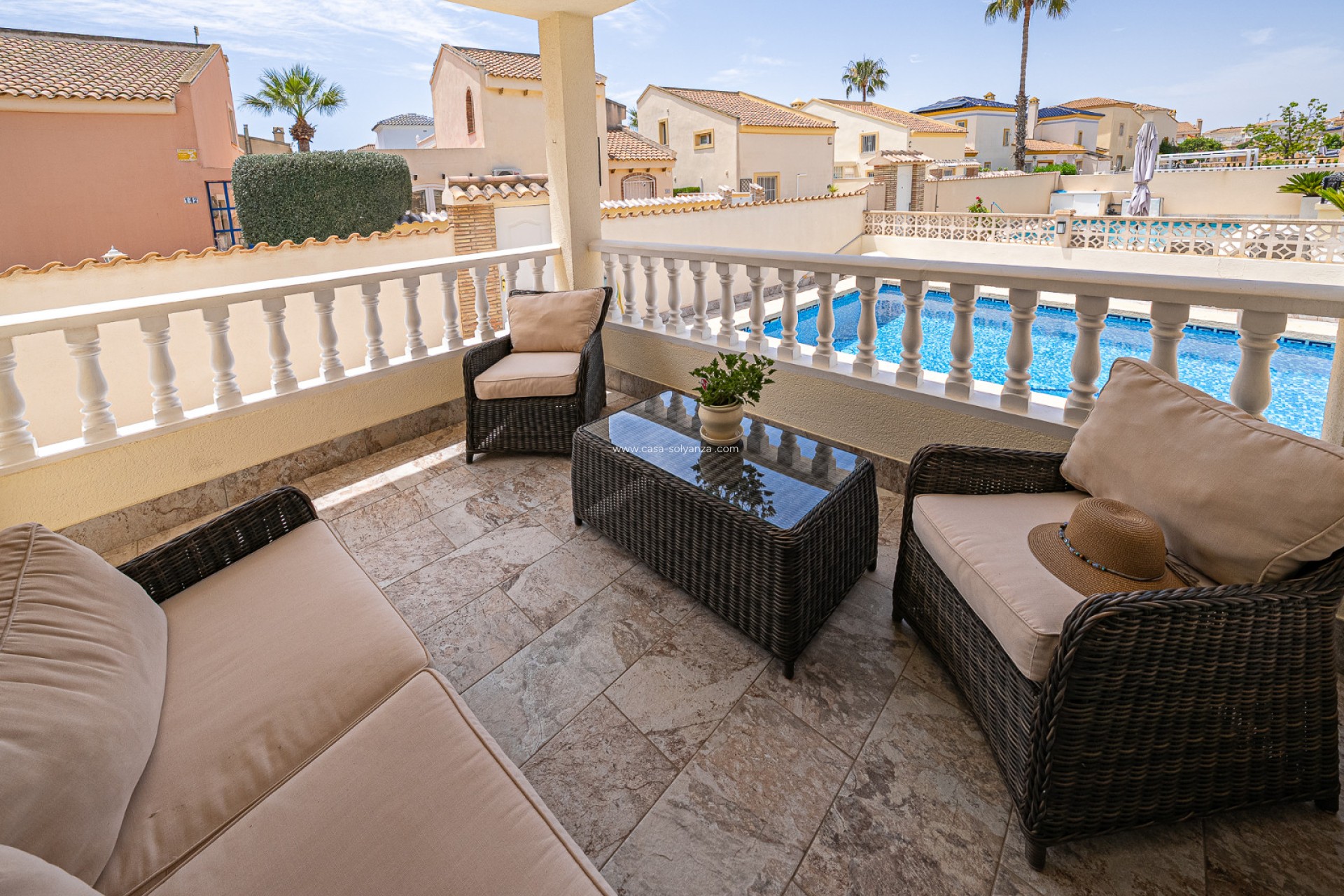 Resale - Villa - Playa Flamenca - Montilla