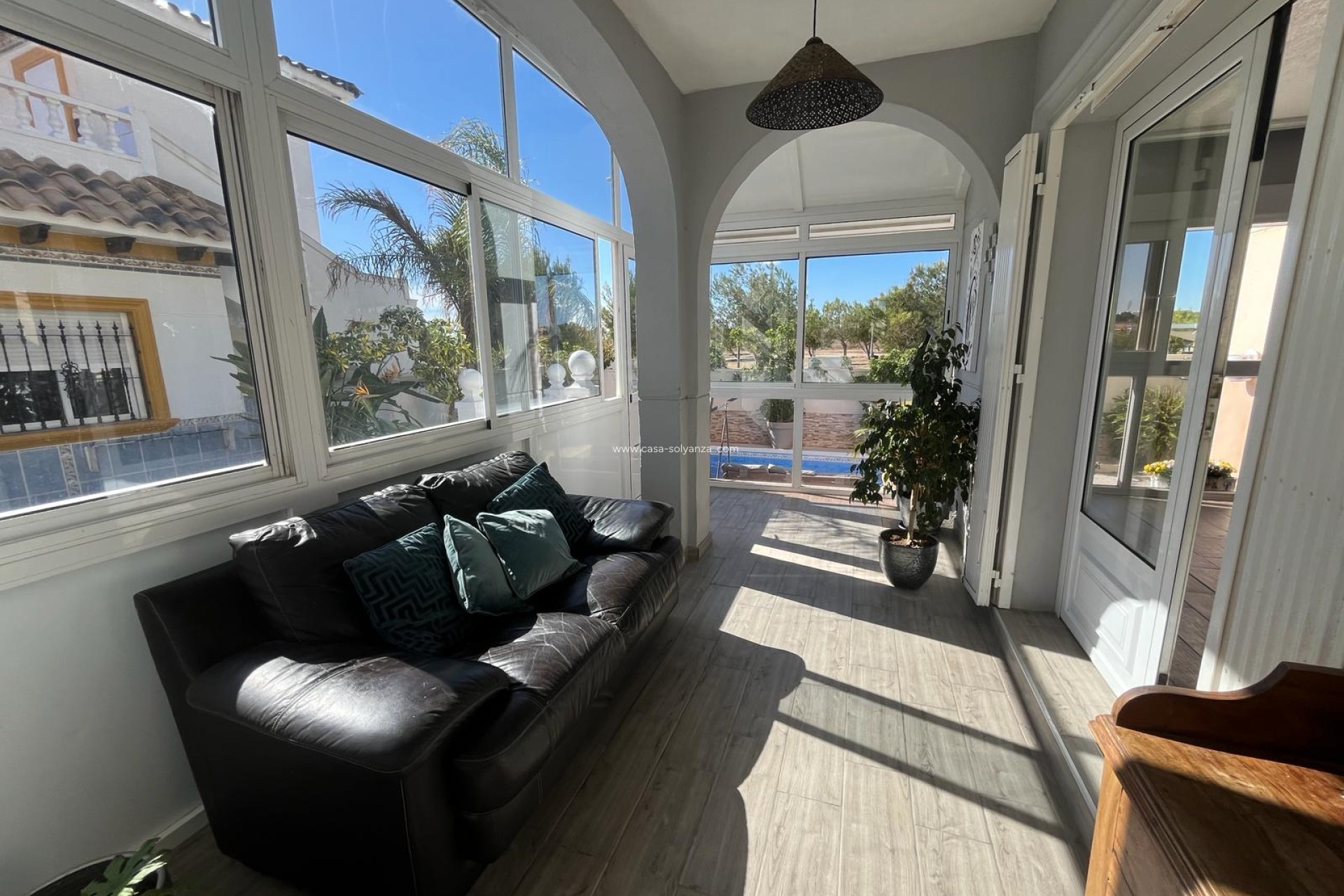 Resale - Villa - Playa Flamenca - Orihuela Costa